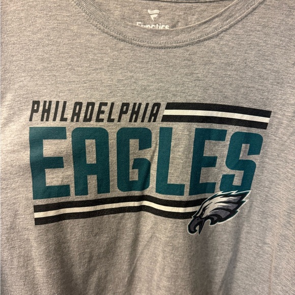 Philadelphia Eagles Long Sleeve - Picture 4 of 4